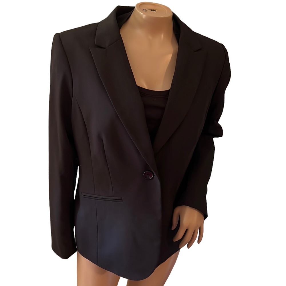 Professional, never worn, Liz Claiborne blazer.